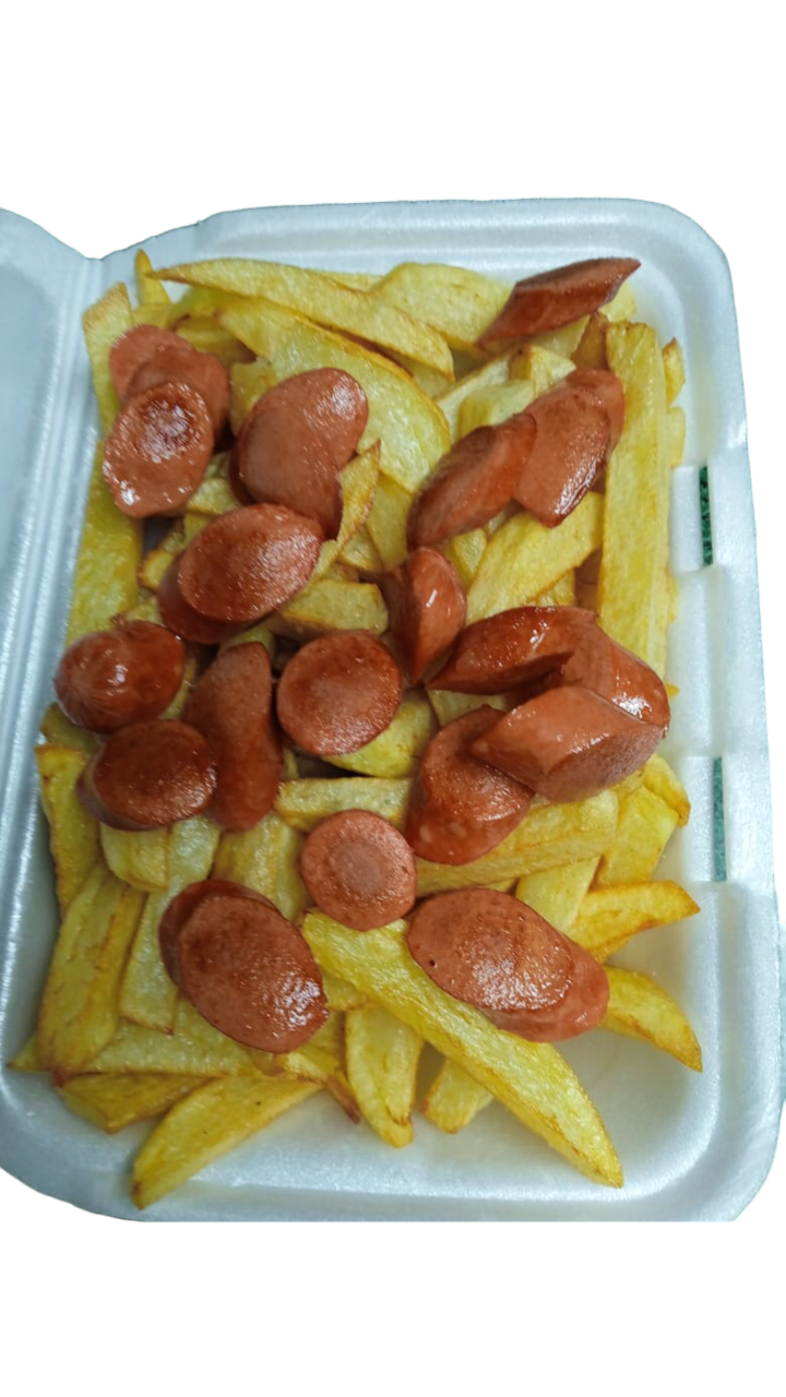 Salchipapas Mediana